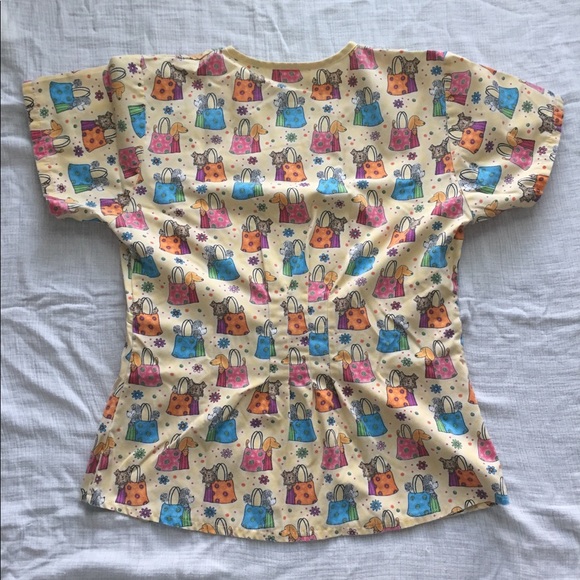 Cute Multi-Color Scrub Top! - Picture 2 of 3